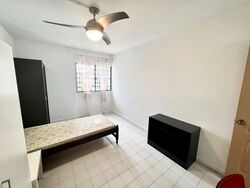 Blk 450 Tampines Street 42 (Tampines), HDB 4 Rooms #573875831